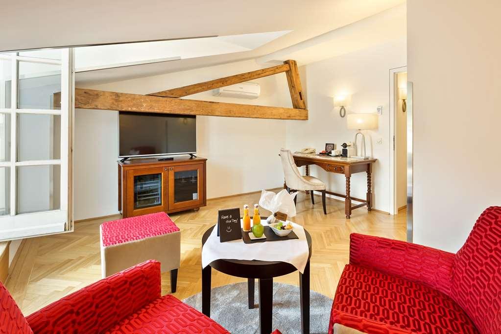 Radisson Blu Hotel Altstadt, Salzburg Ruang foto