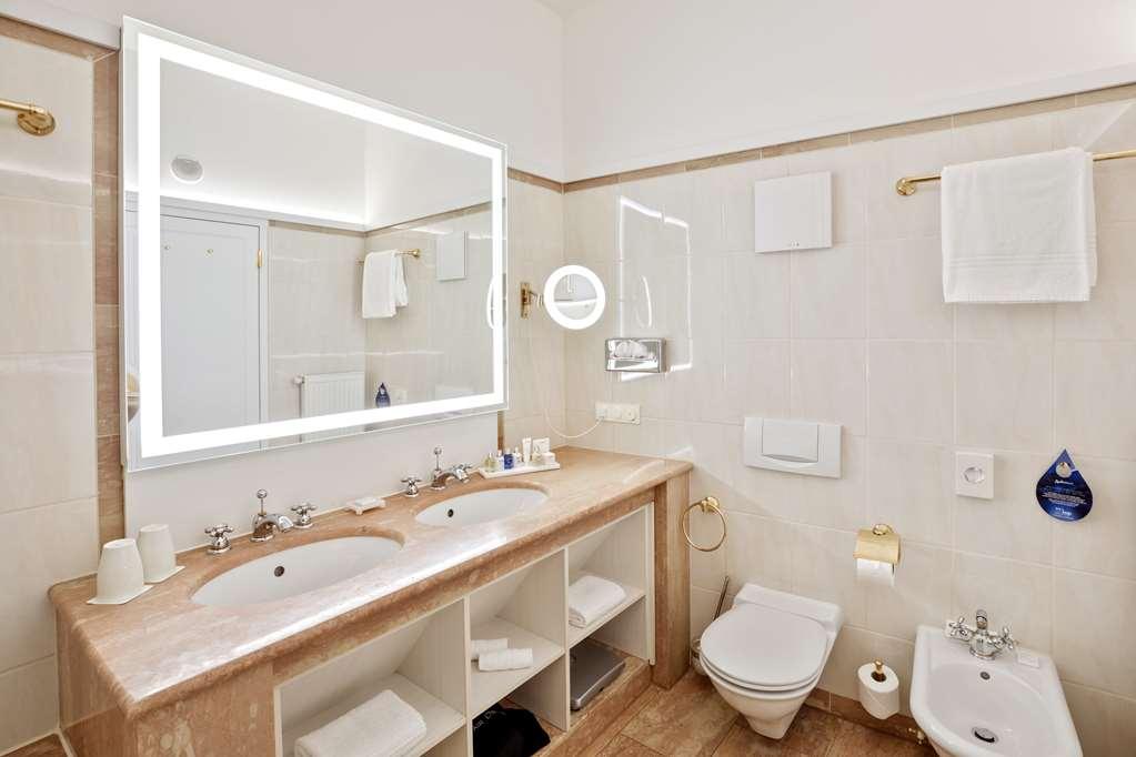 Radisson Blu Hotel Altstadt, Salzburg Ruang foto